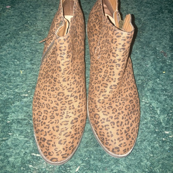 Cheetah ankle boots - Picture 1 of 3